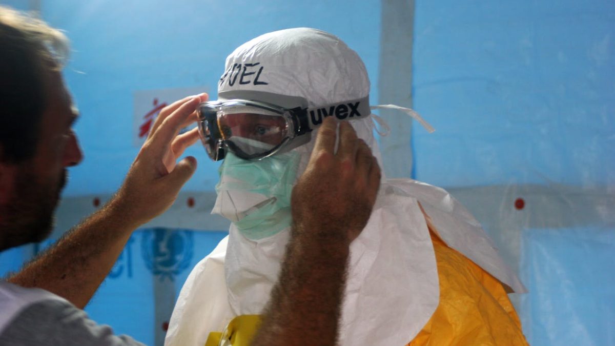Canada Tightens Border Measures as Ebola Outbreak Raises Global Health Concerns